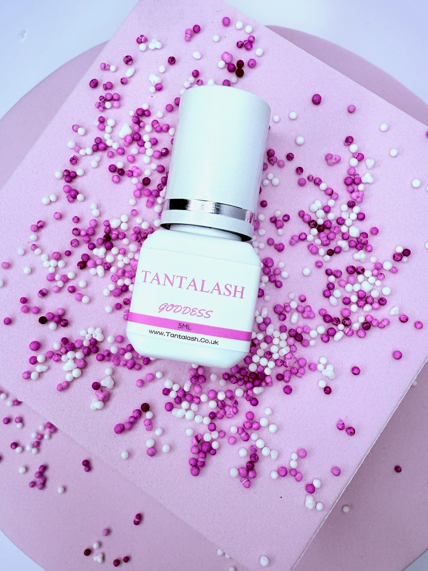 lash adhesive