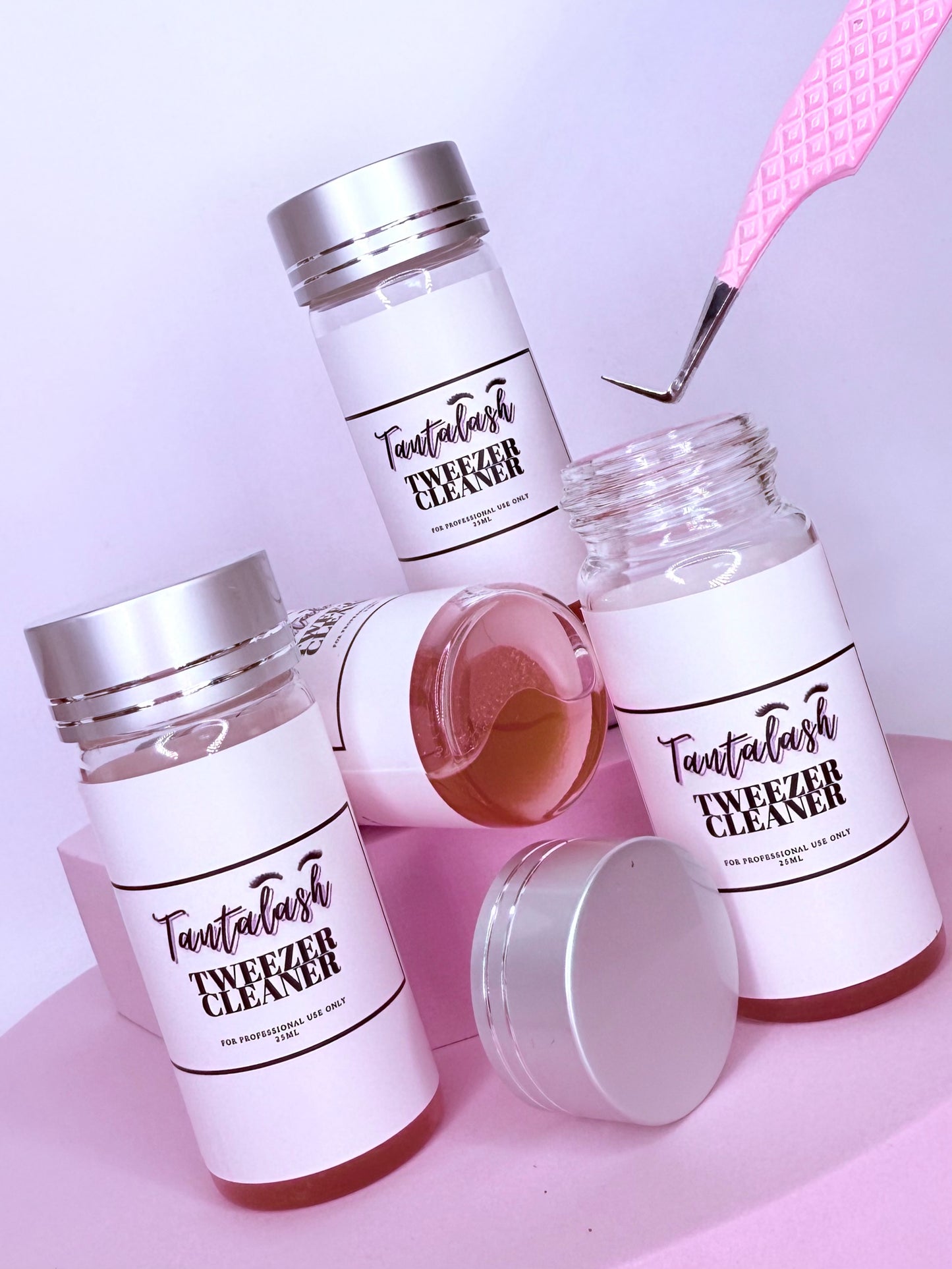 Tweezer cleaner